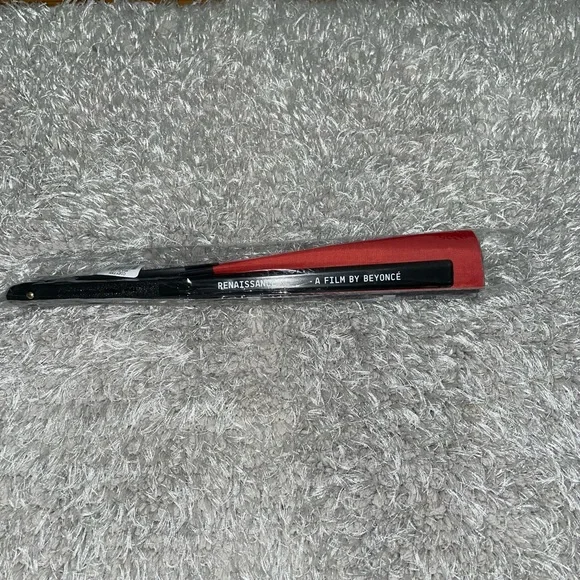 Beyonce Renaissance Movie Merchandise COZY Fan 2023 - Picture 6 of 7